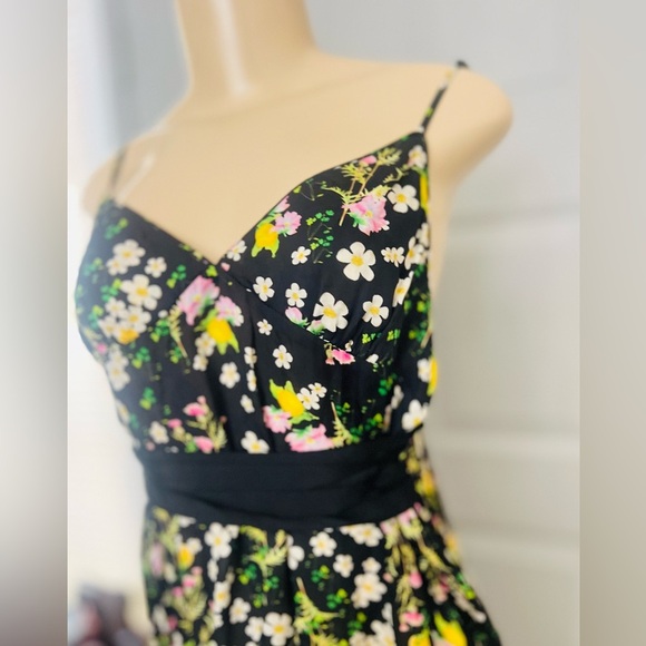 Cynthia Rowley Capri Dress -Black floral size 8 New - Picture 6 of 14